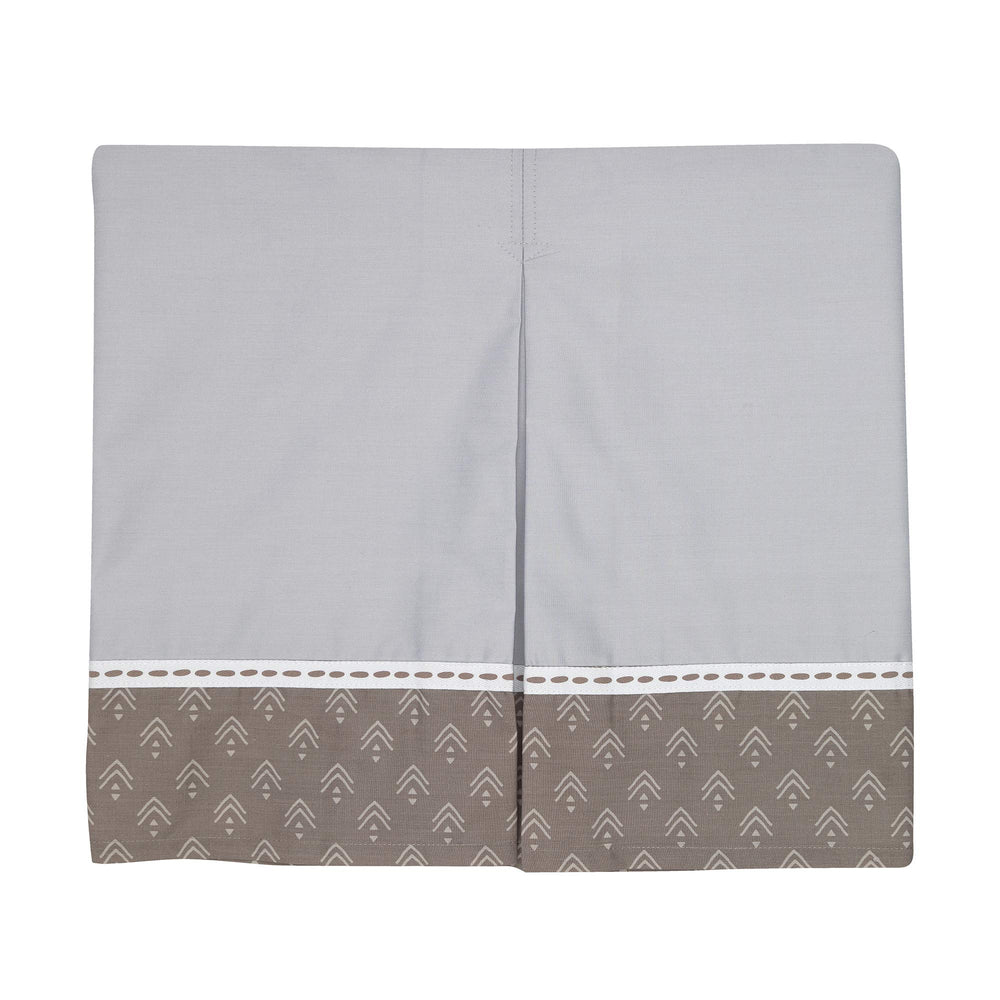 Lambs & Ivy packaging helps quick setup and room transformation