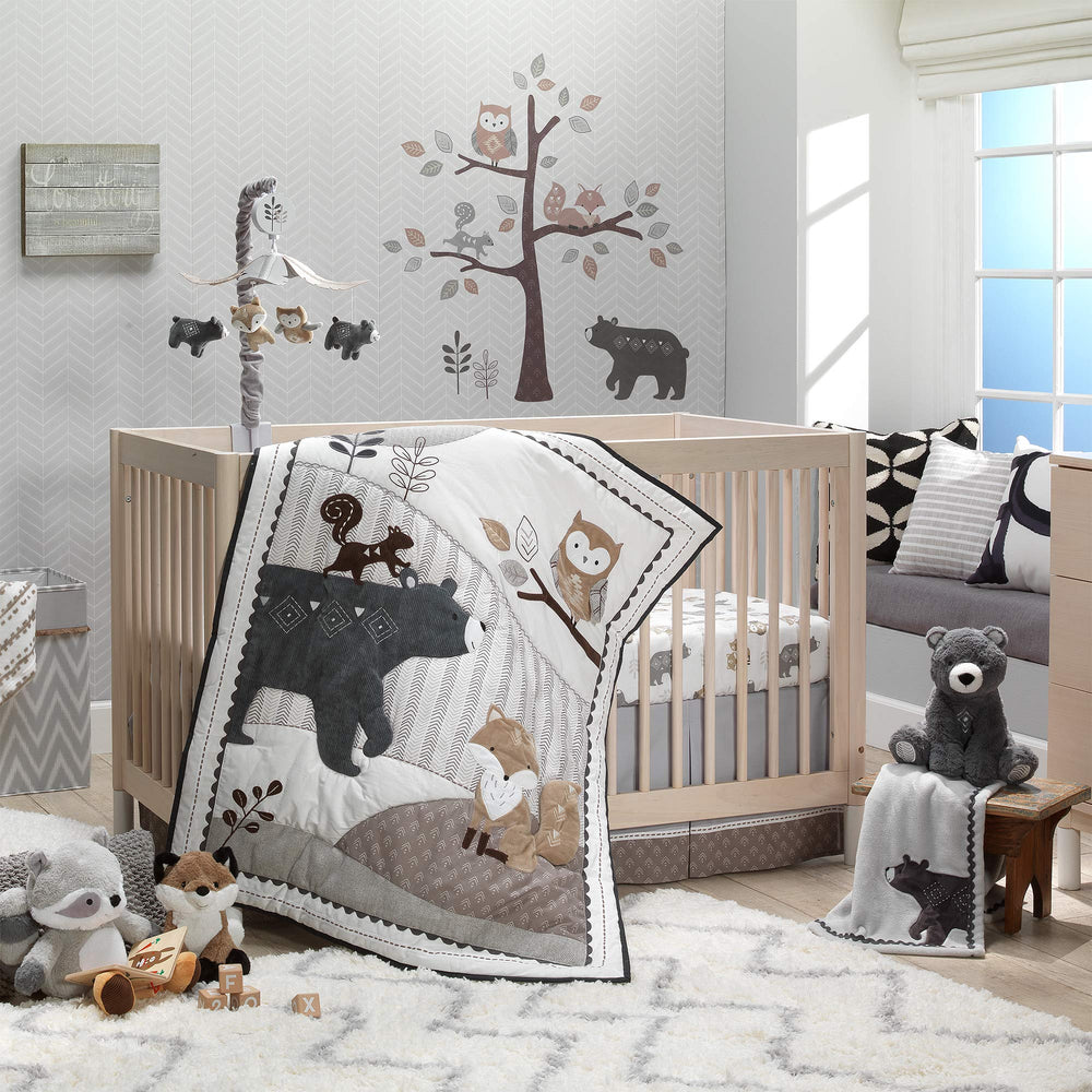 Lambs & Ivy Woodland Forest fabric is machine washable for easy care and quick cleanup.
