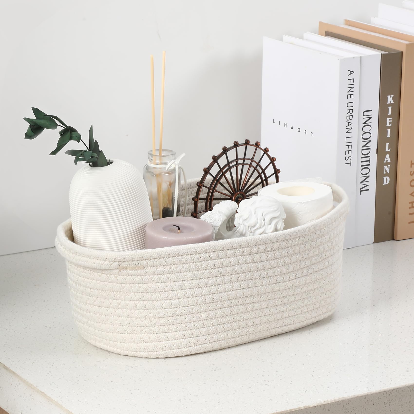 LANDNEOO gift bags and ribbons included with each basket