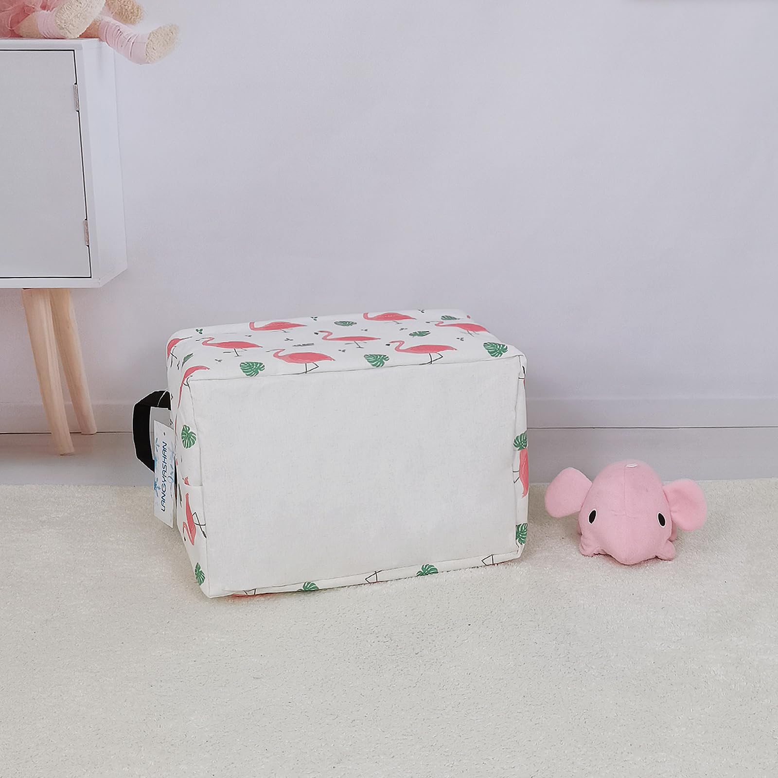 LANGYASHAN large-capacity bin holds blankets, towels, or plush toys