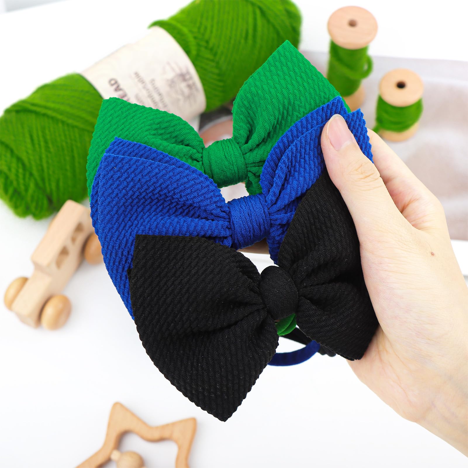 Gift-ready Lanmerry bow set, ideal for baby showers or birthdays