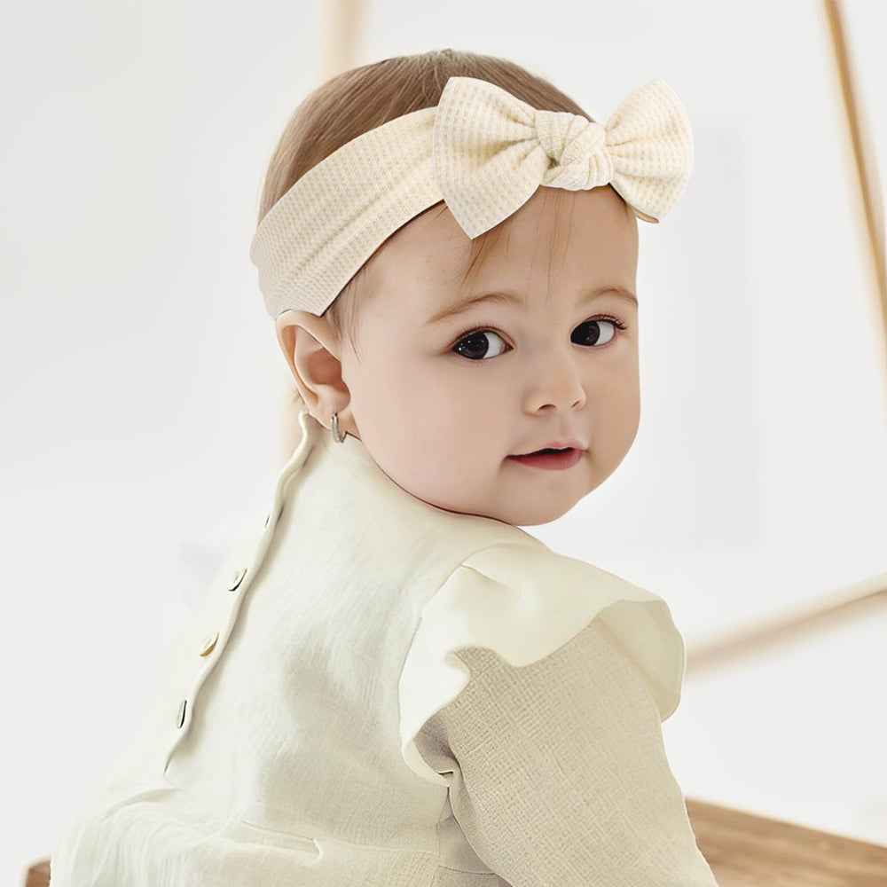 Lanmerry hairband with bows light pink close-up showcases stylish knot for outfits