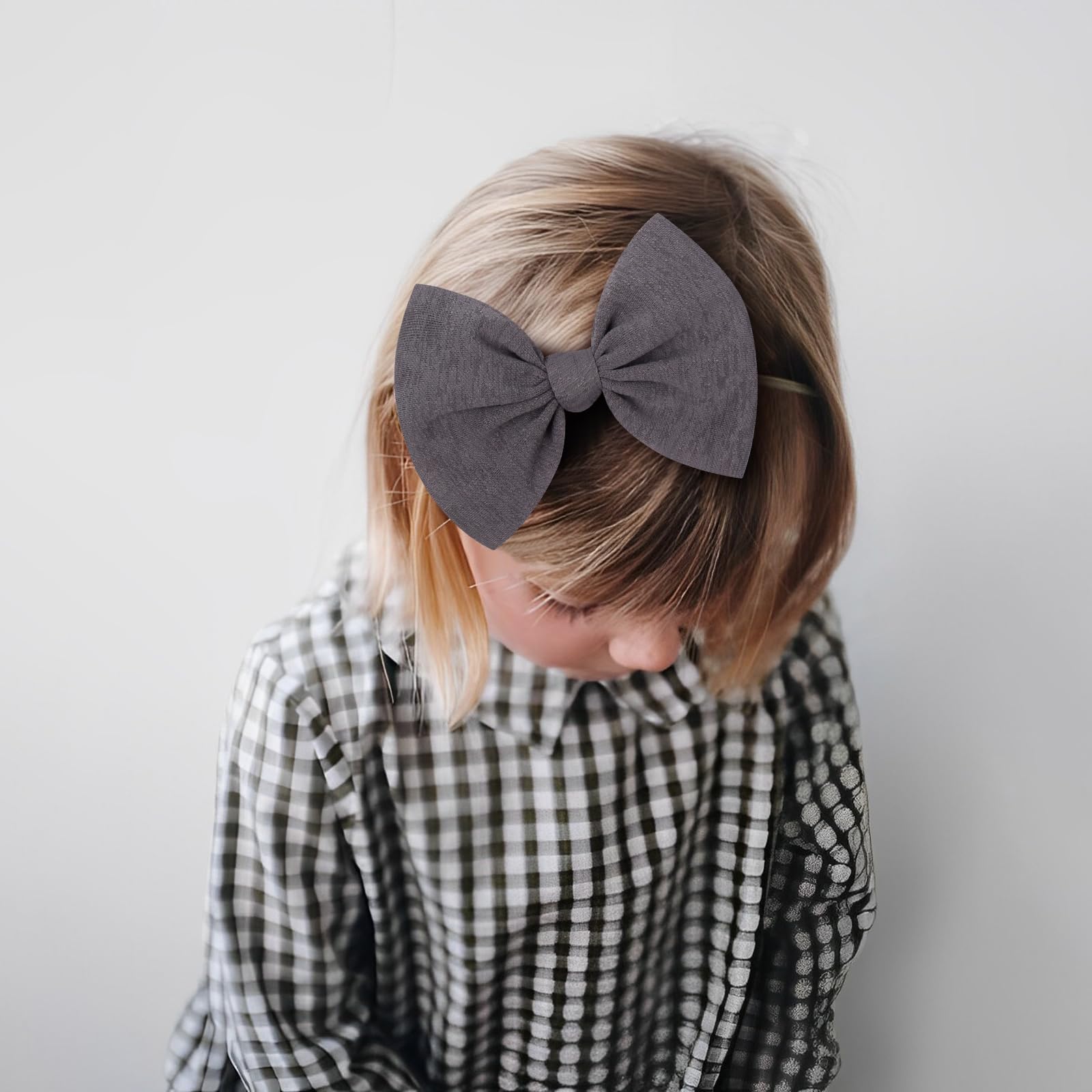 Lanmerry stretchy nylon headbands in tan offer lightweight comfort for long wear.