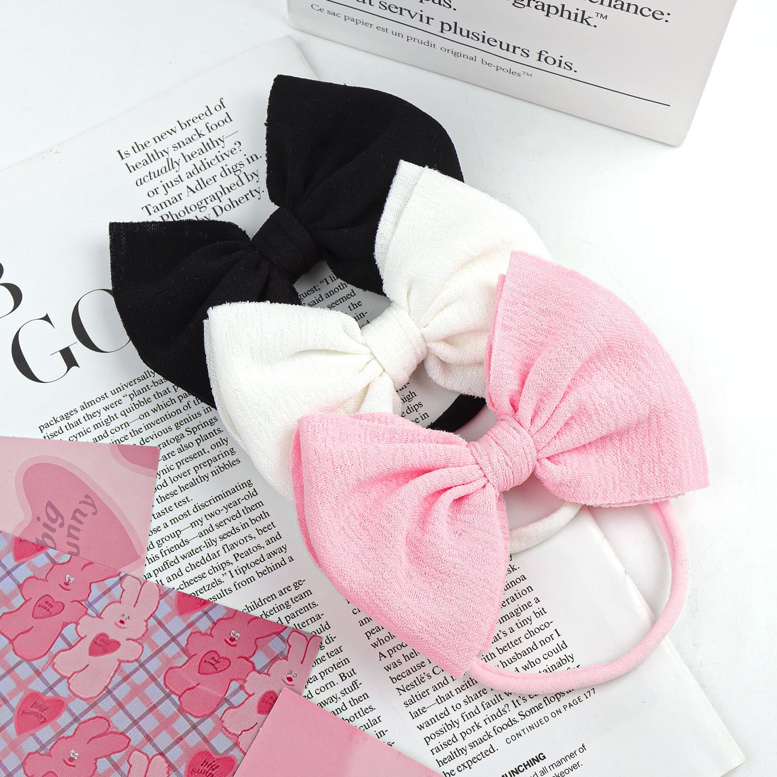 Lanmerry non-slip nylon bow secured on headband for active play.