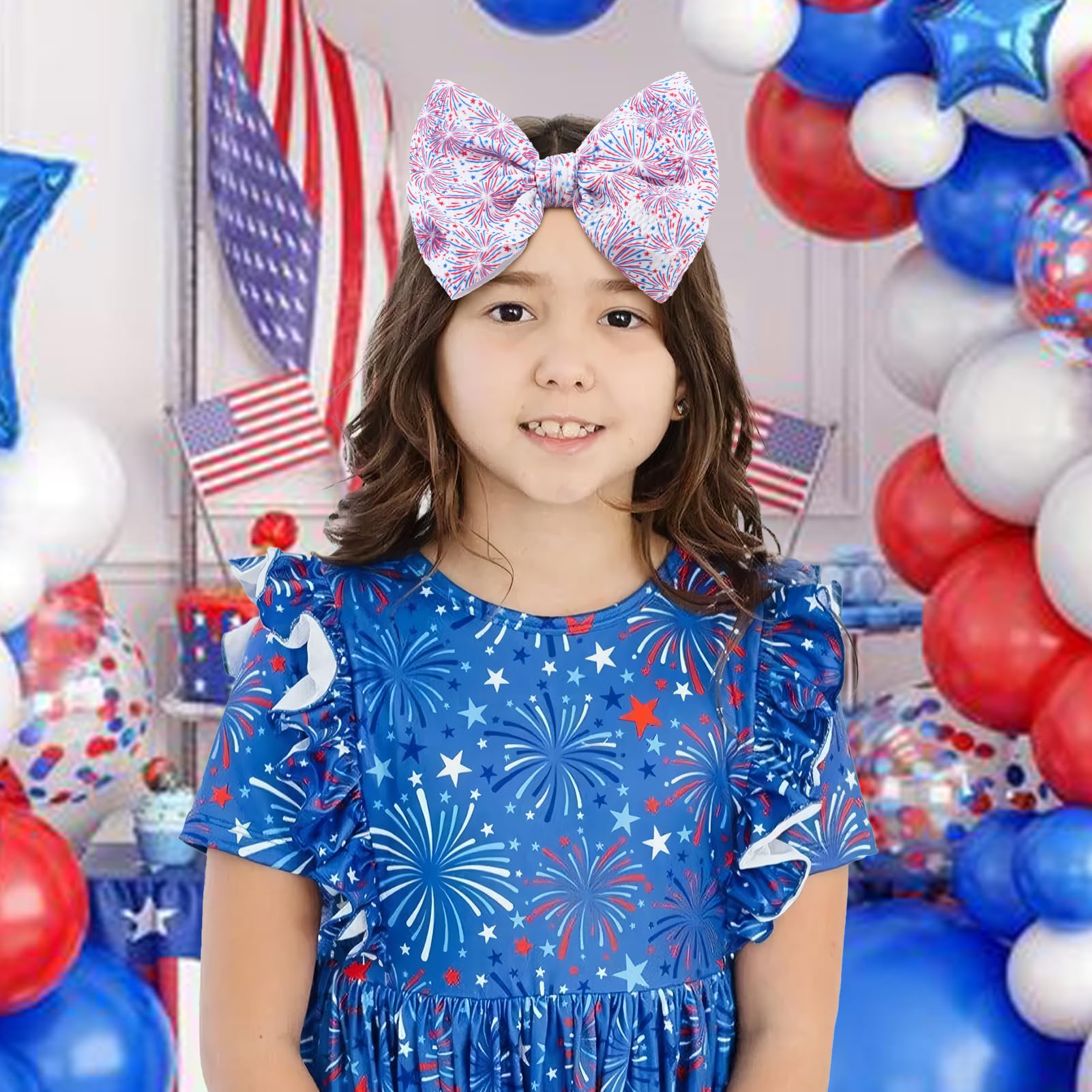 Lanmerry nylon headband offers growth-friendly fit from newborn to toddler.