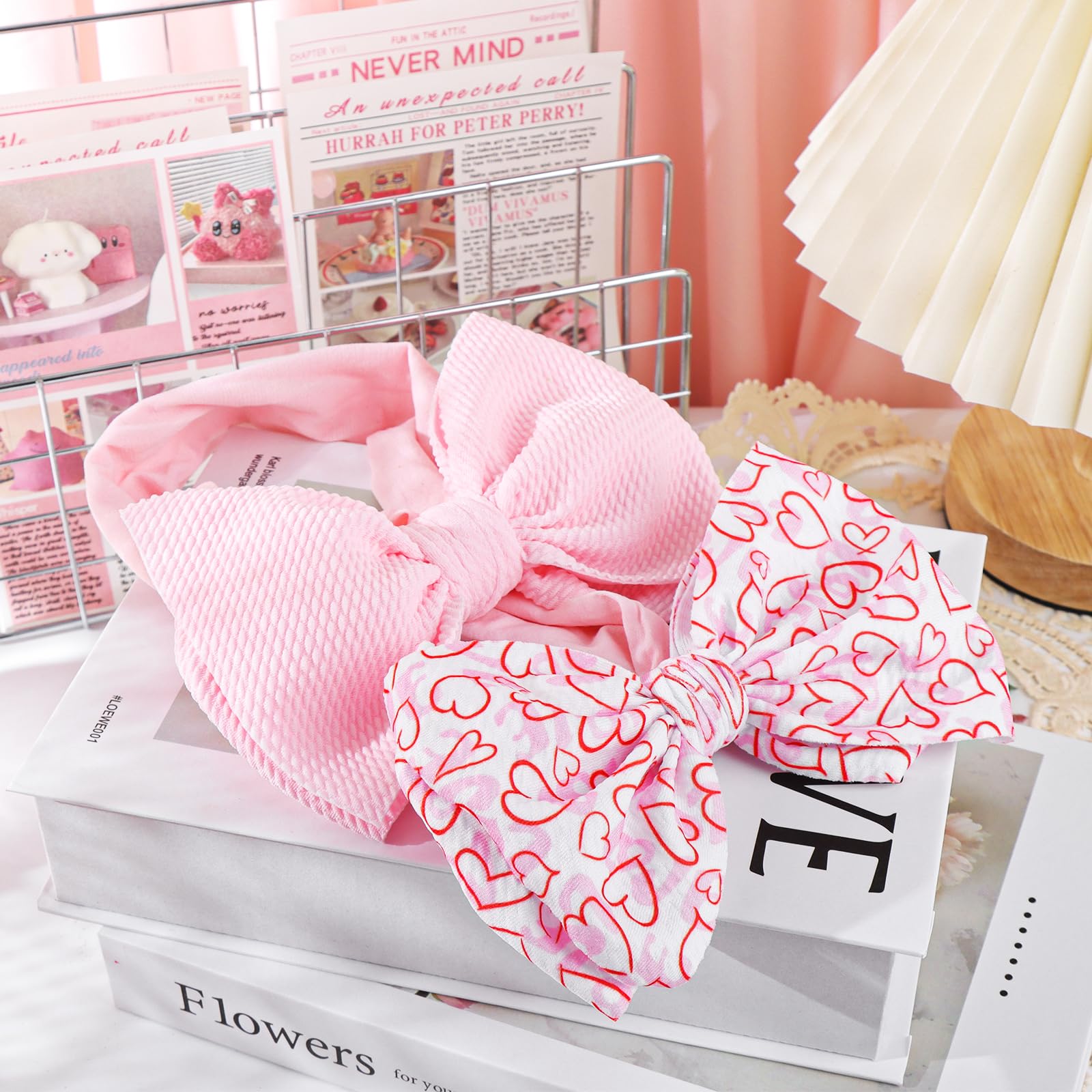 Lanmerry Valentine's Day headband complements cute outfits for photos.