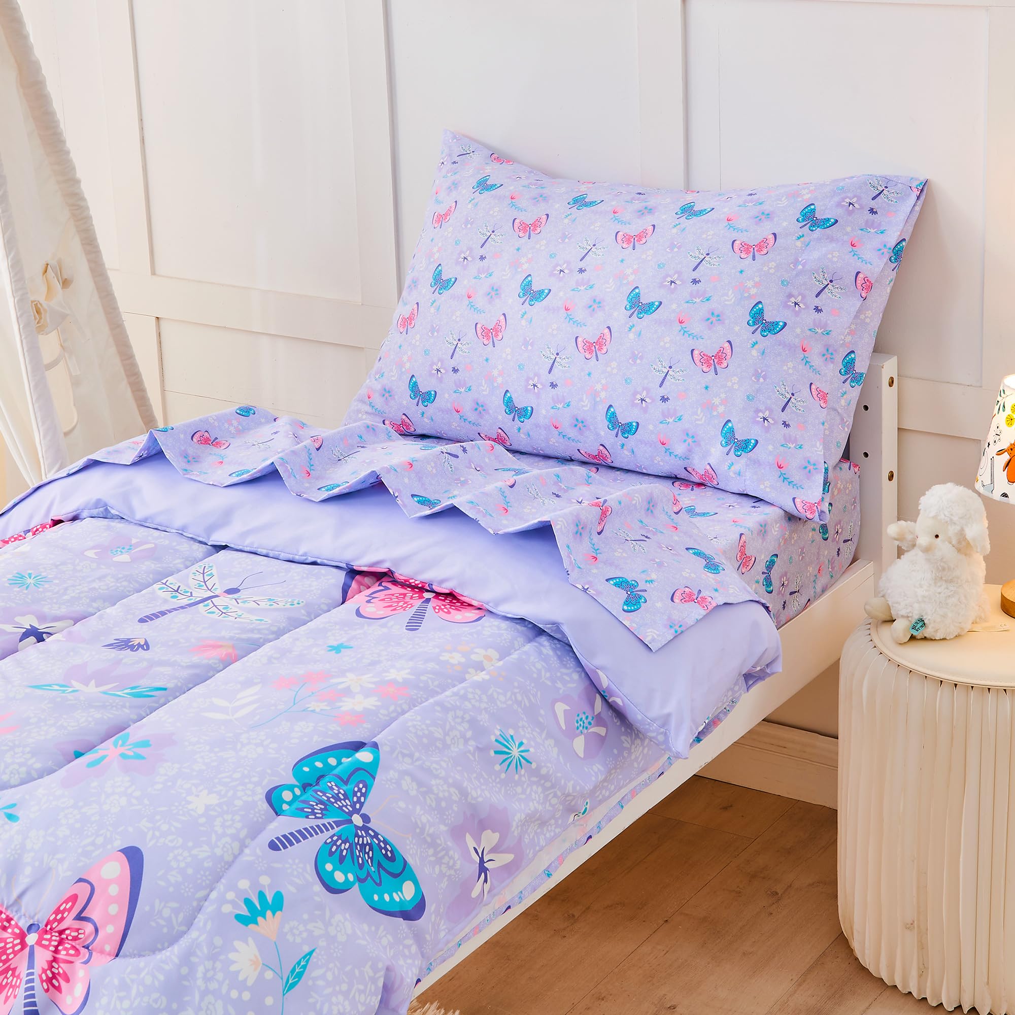 lasoftan Butterfly Toddler Bedding Room Setup: coordinates with kid-friendly decor for a soothing space.