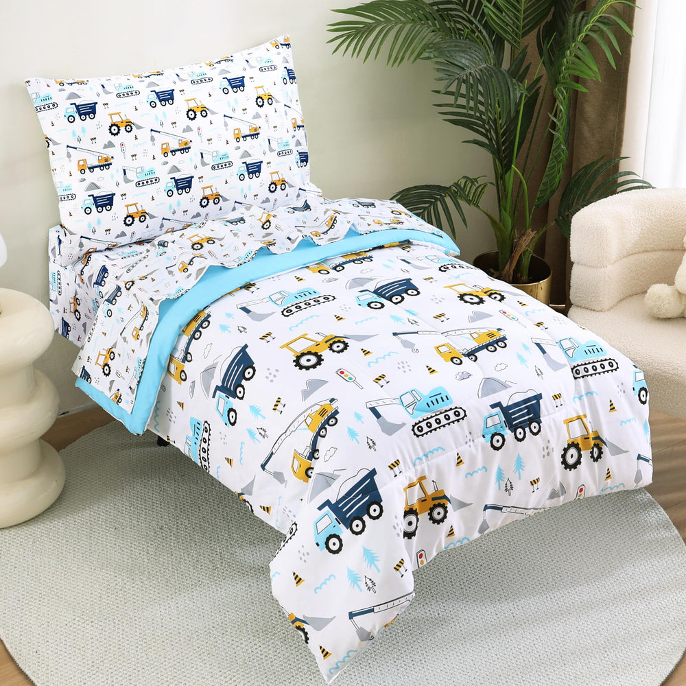 Lasoftan Cars toddler bedding washable tag highlights machine-washable convenience for busy households.