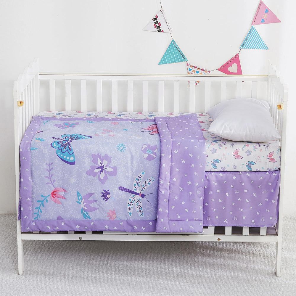 lasoftan elastic-fit crib-sheet demonstrates secure fit on the mattress