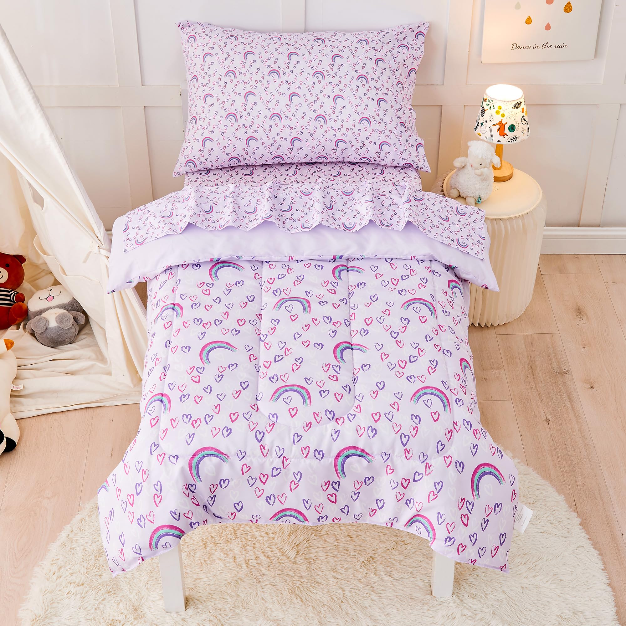 lasoftan rainbow-printed comforter close-up shows cloud-soft microfiber for cozy nights.