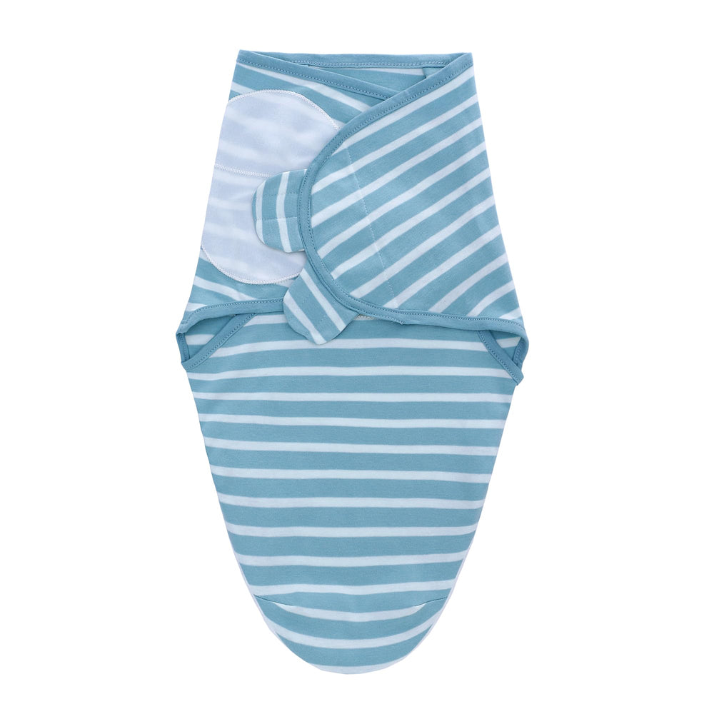 LAT LEE AND TOWN three-pack swaddle in soft cotton for newborn comfort