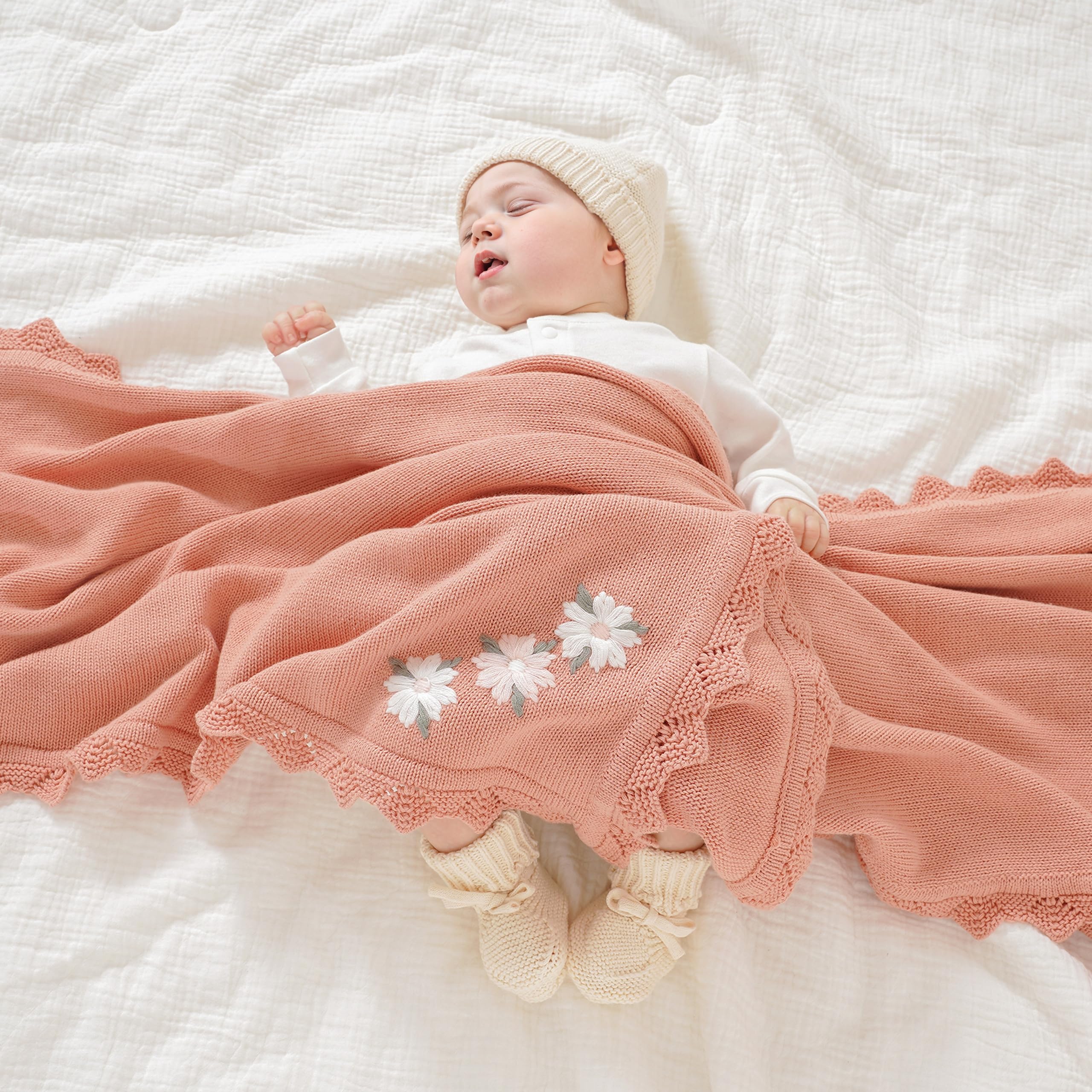 LAWKUL 40x30 blanket laid flat ready for swaddling or cuddling