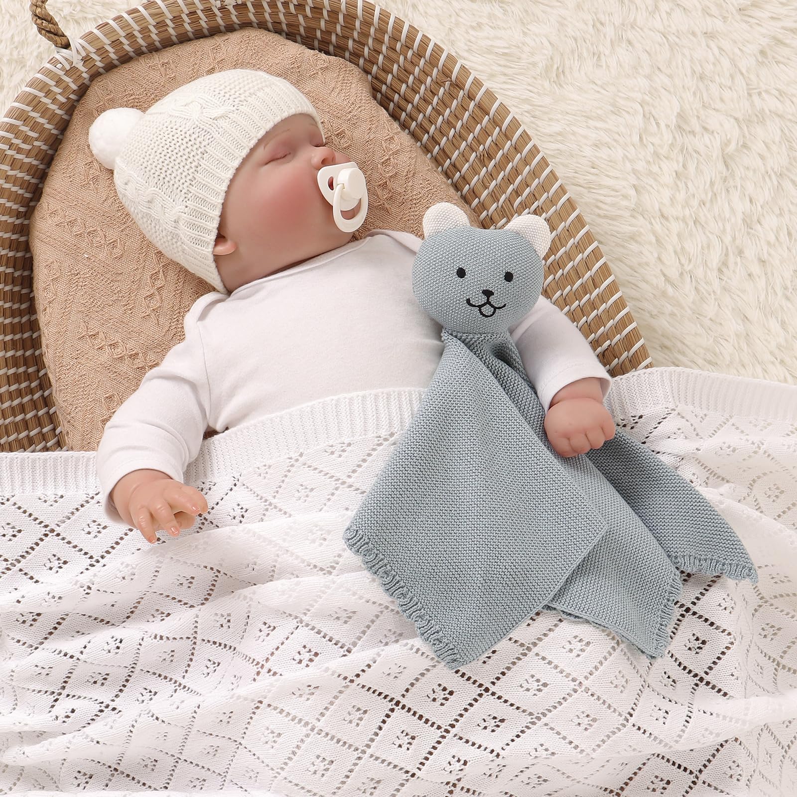 LAWKUL baby blanket soft cotton texture highlights breathable fabric for cuddles.