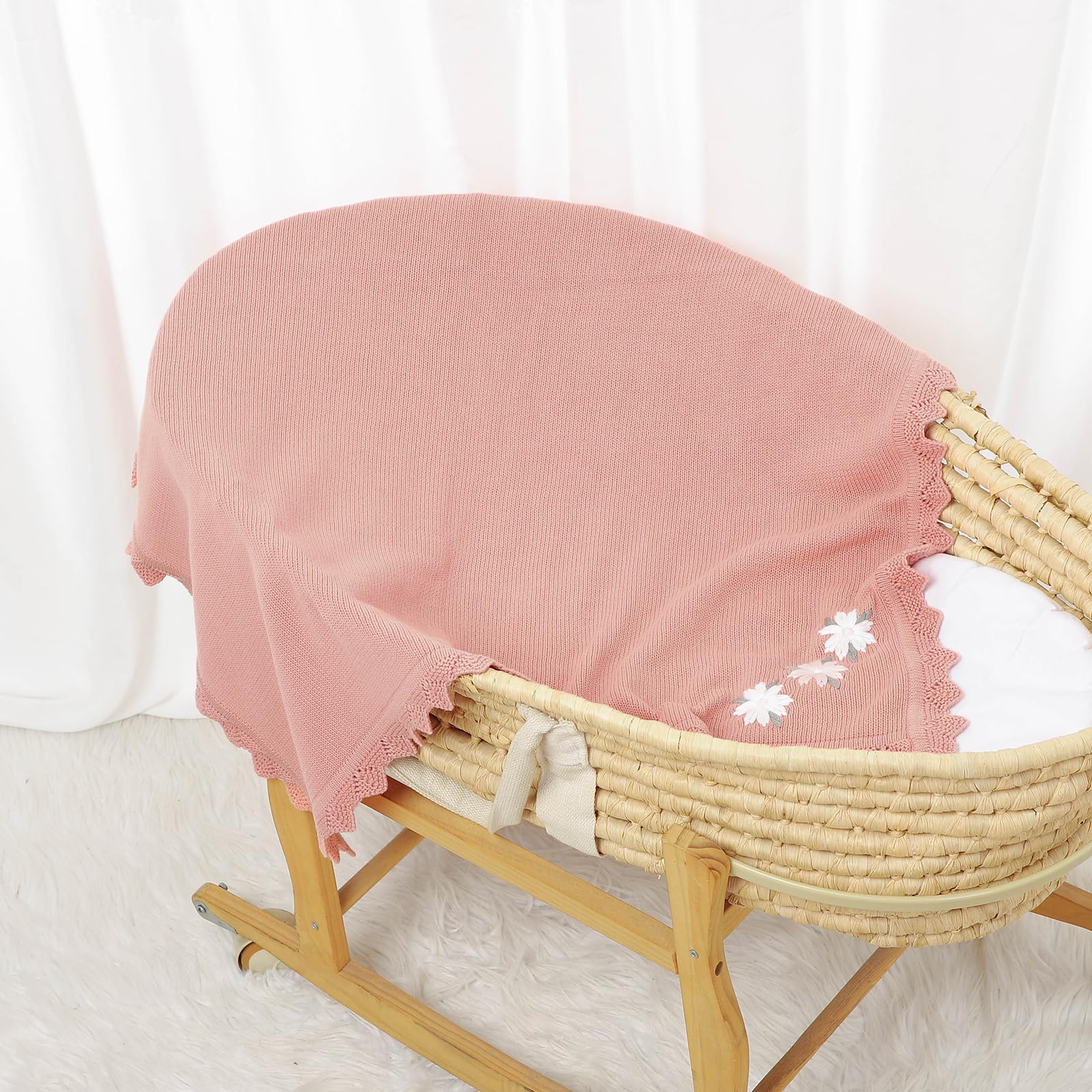 LAWKUL blanket folded in stroller for travel comfort