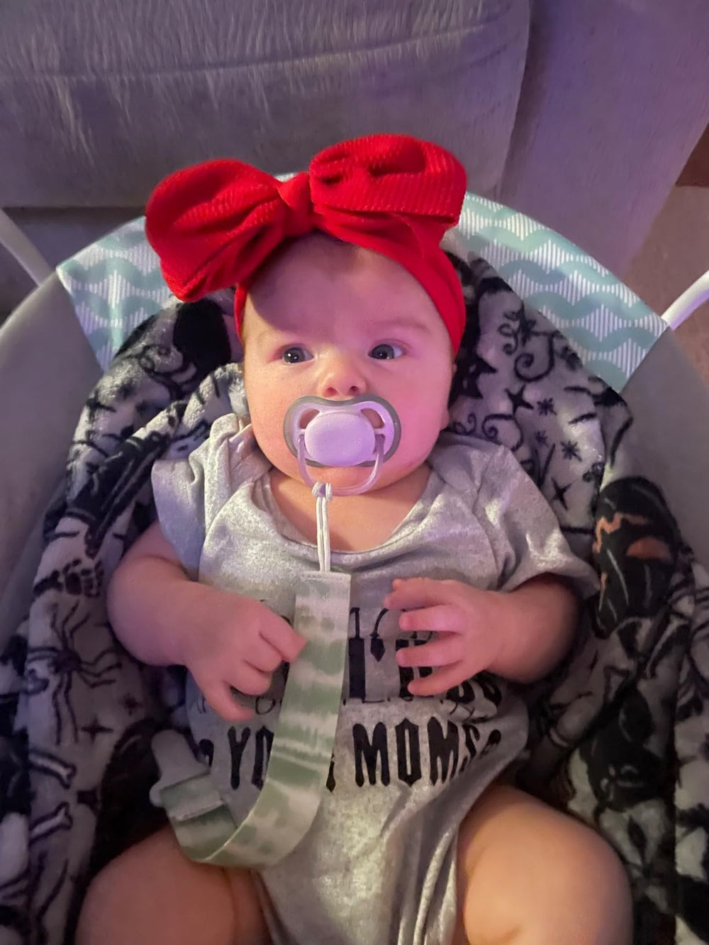 LDDCX baby girls headband red, strap area and gentle fit.