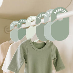 Lethooly 0-3m divider green helps tidy tiny clothes