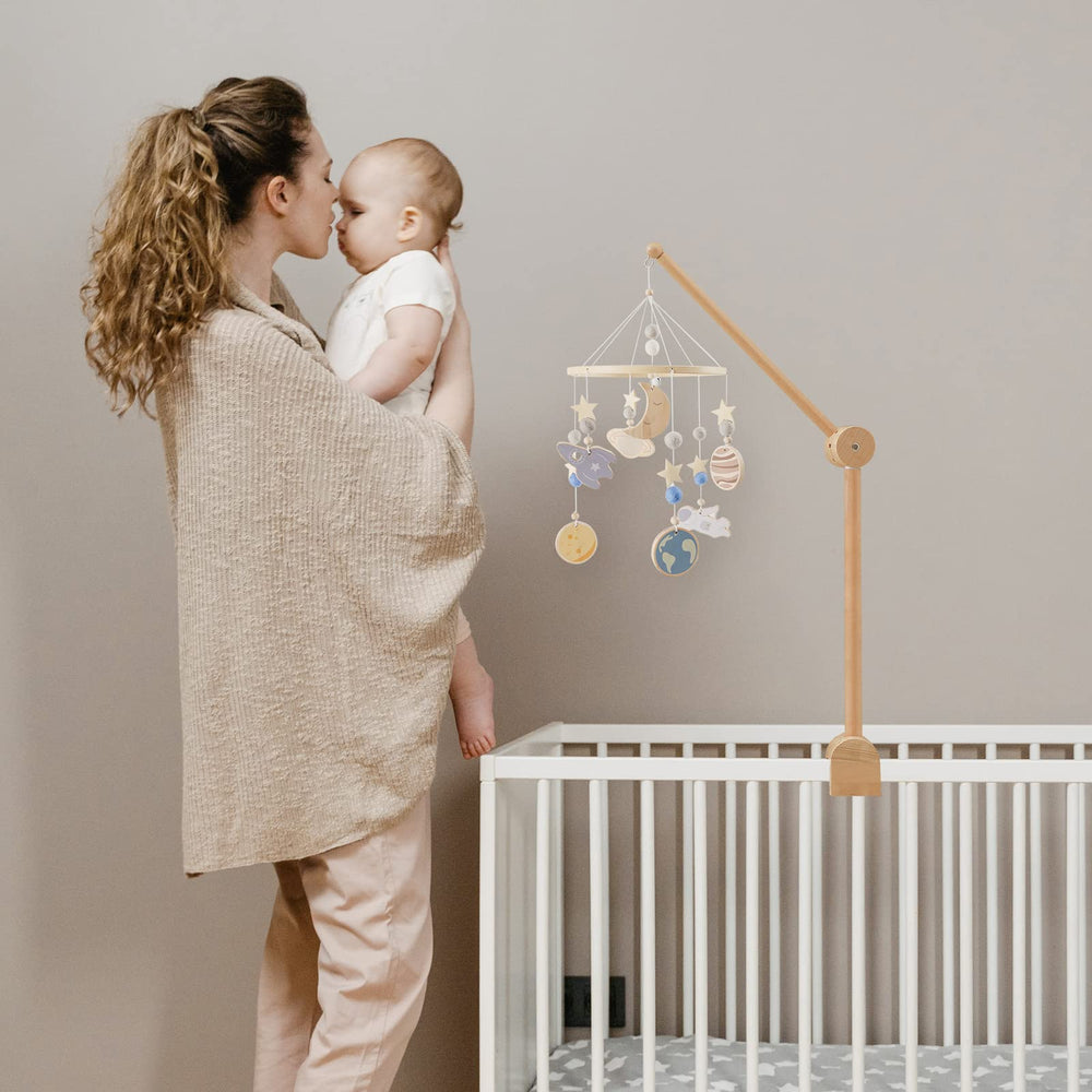 lets-make crib arm 360-degree rotation enables flexible hanging placements