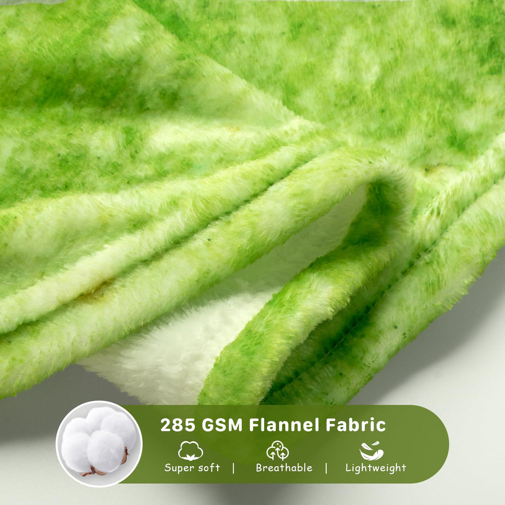 Lhedon Spinacia Blanket 80-inch family-size fits shared lounging and movie marathons.