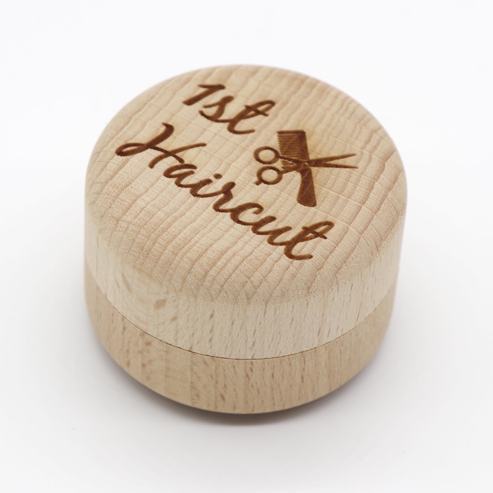 Liannan gift-ready packaging signals a thoughtful new-parents keepsake