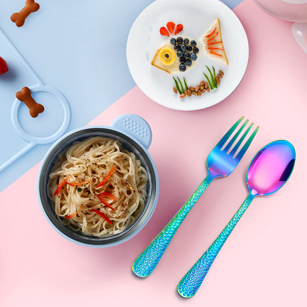 LIANYU flatware hammered handle adds grown-up style while fostering independence.