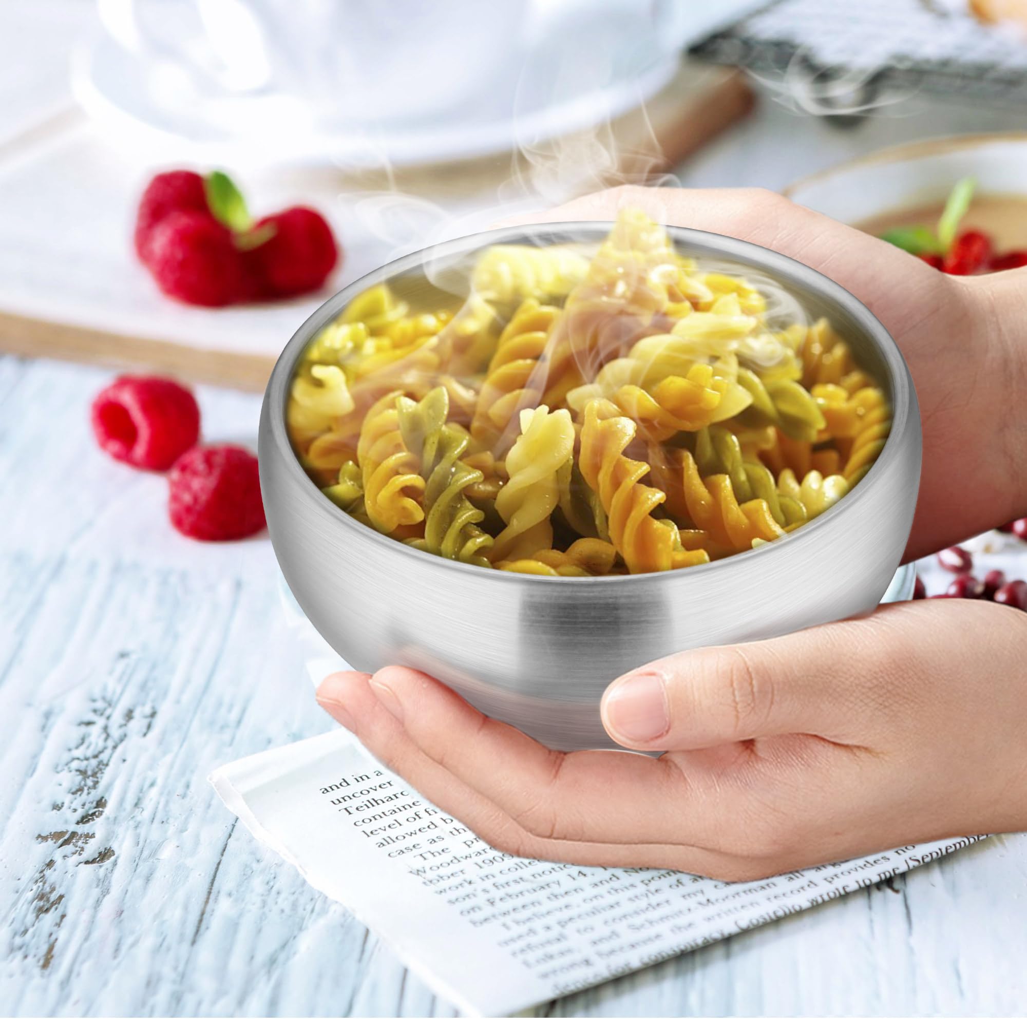 LIANYU matte-finish kids dining bowls easy to grip and clean.