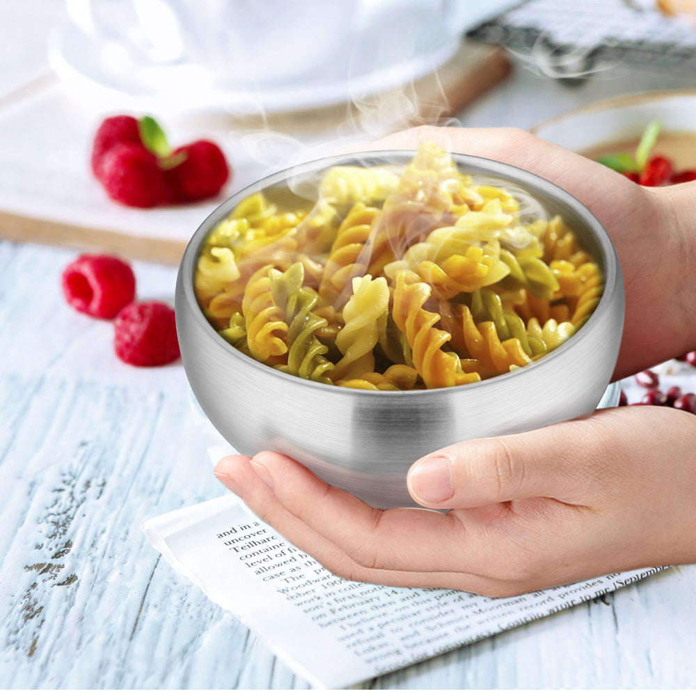 LIANYU matte-finish kids dining bowls easy to grip and clean.