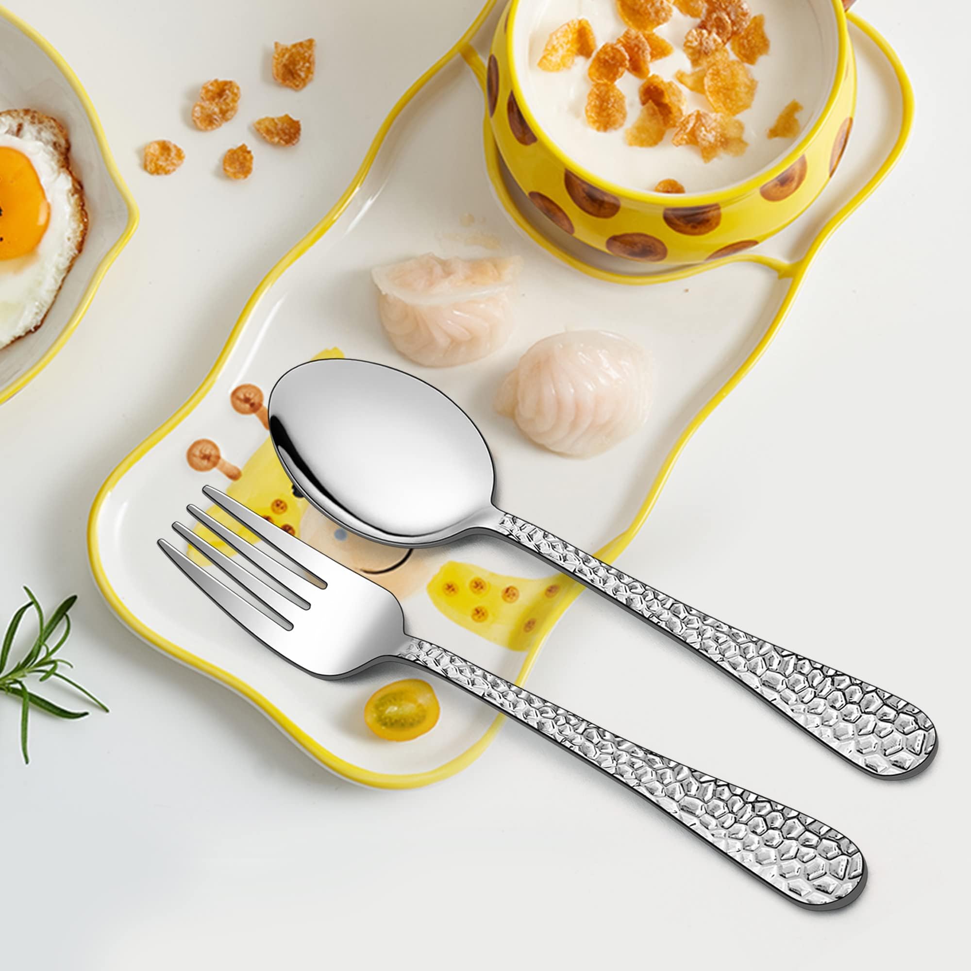 LIANYU toddler silverware set stainless steel shows a durable, smooth mirror finish.