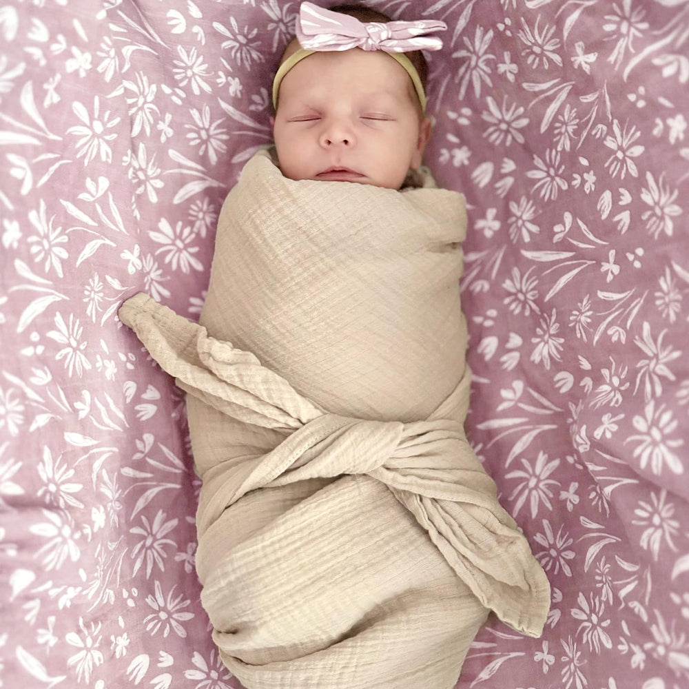 LifeTree swaddle fabric close-up viscose bamboo highlights breathable comfort for babywearing and sleep