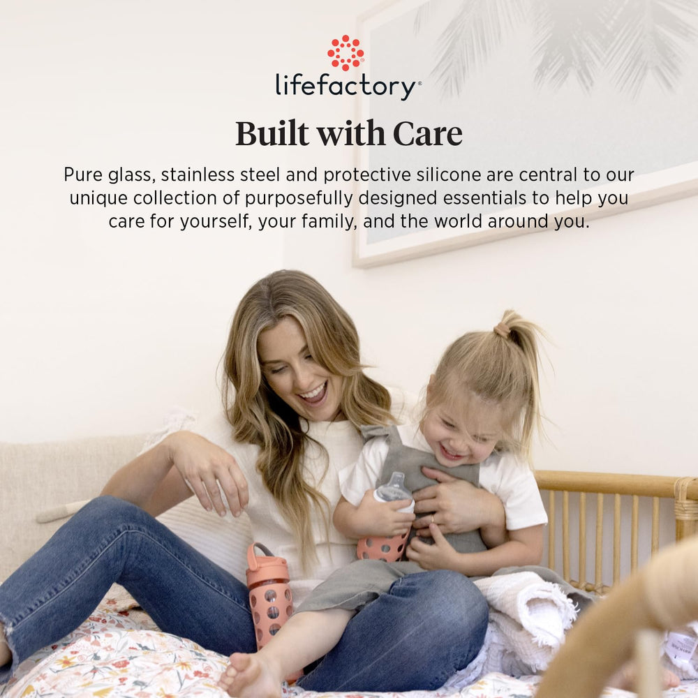 Lifefactory USA and Europe–made quality materials emphasize safety and durability.