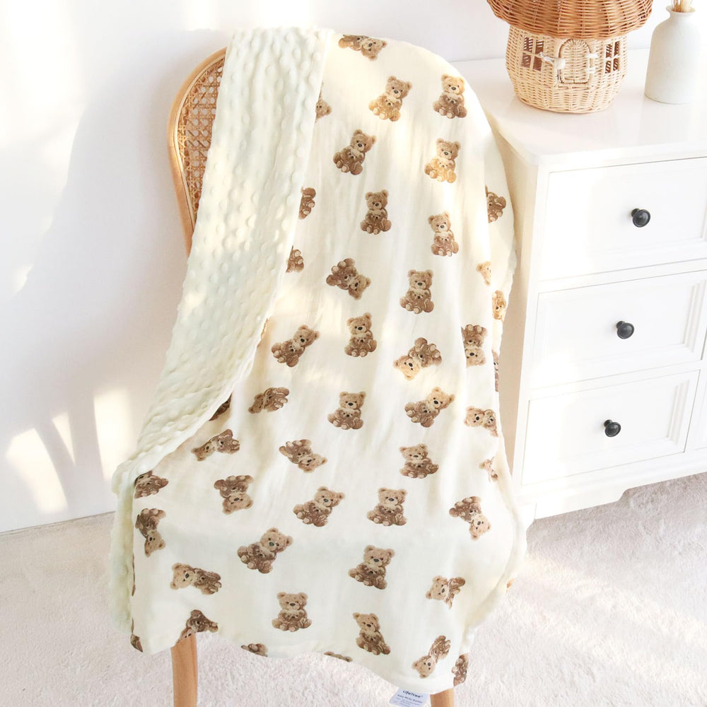 LifeTree blanket wrapped on stroller or crib demonstrates versatile baby usage