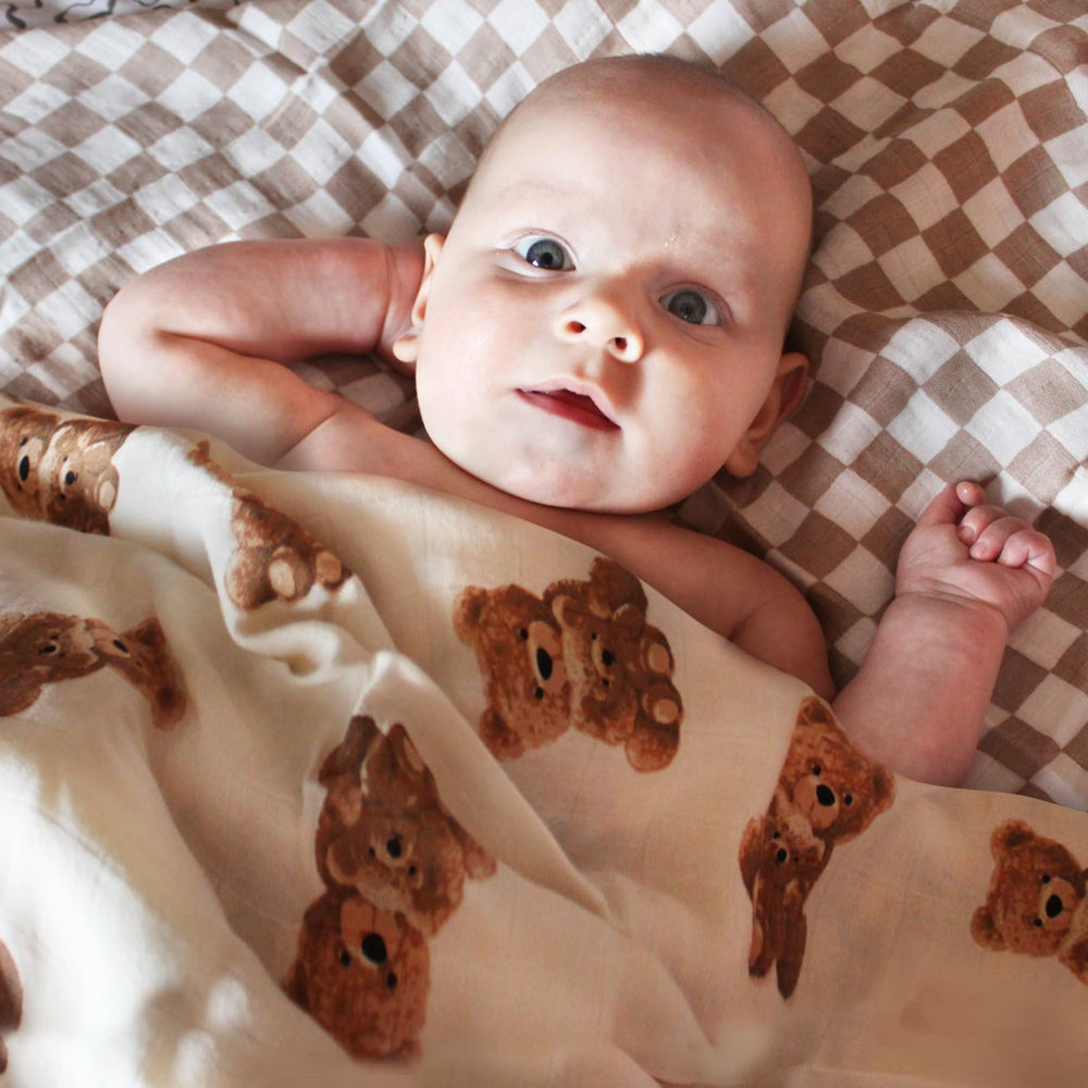 LifeTree 47x47 swaddle blanket provides generous wrapping space for secure swaddling.