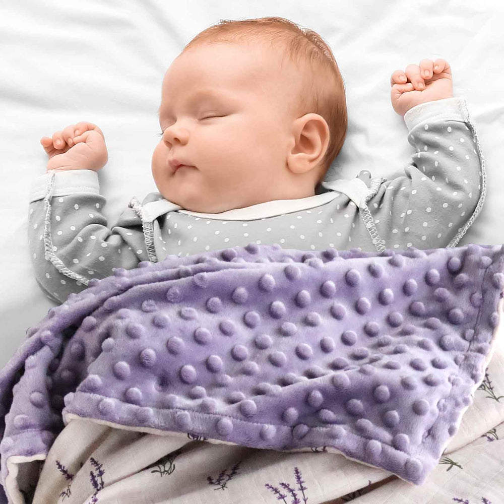 LifeTree double-layer design in lavender enables versatile use across seasons.