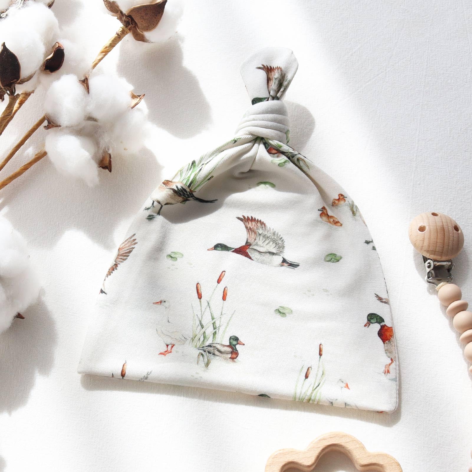 LifeTree muslin fabric care guide demonstrating easy wash.