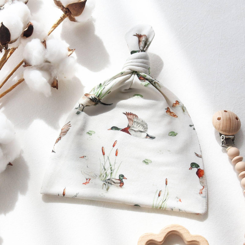LifeTree muslin fabric care guide demonstrating easy wash.