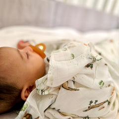LifeTree unisex mallard duck print suits both boys and girls in nursery decor.