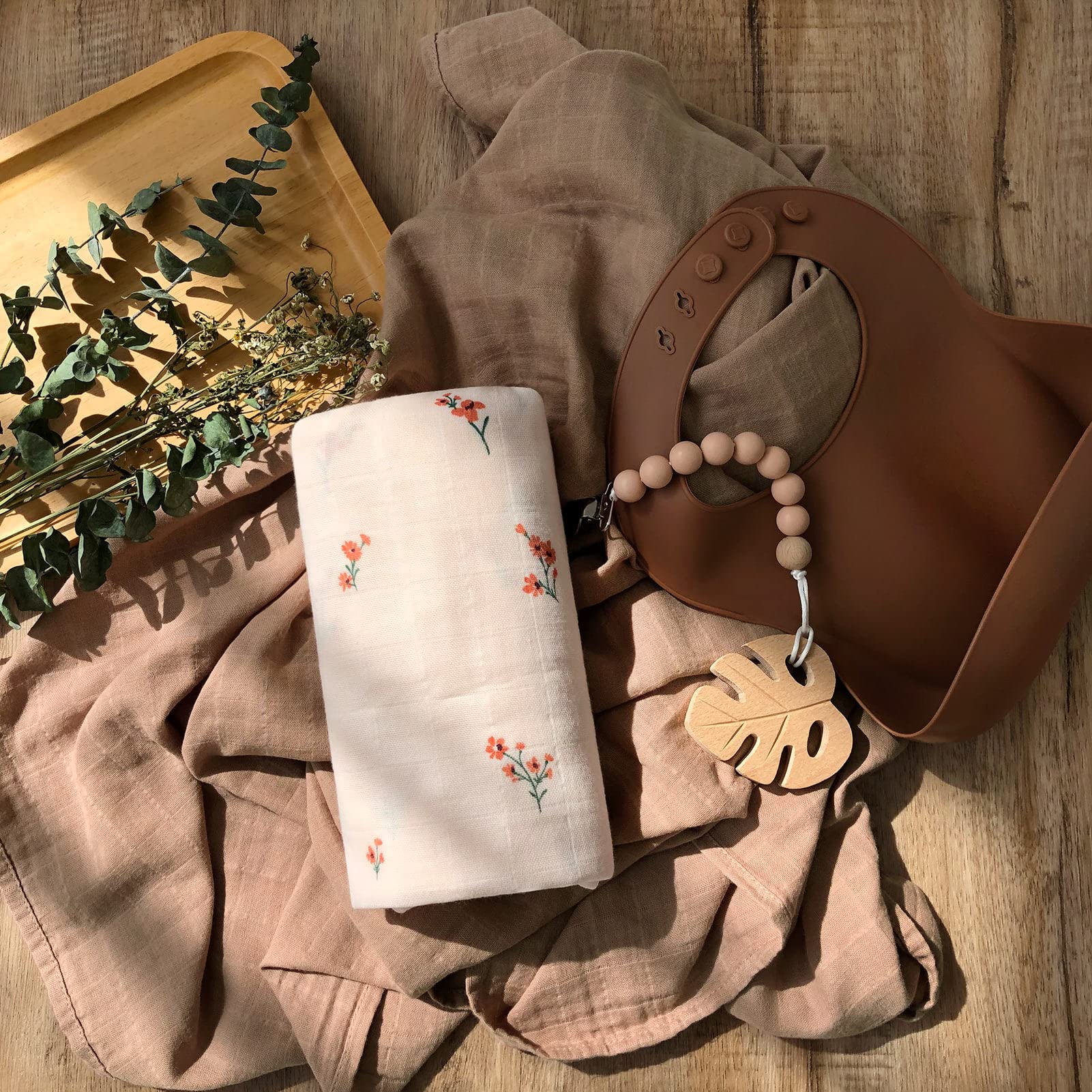 LifeTree nursing cover use image shows practical multipurpose design for feeding on the go.