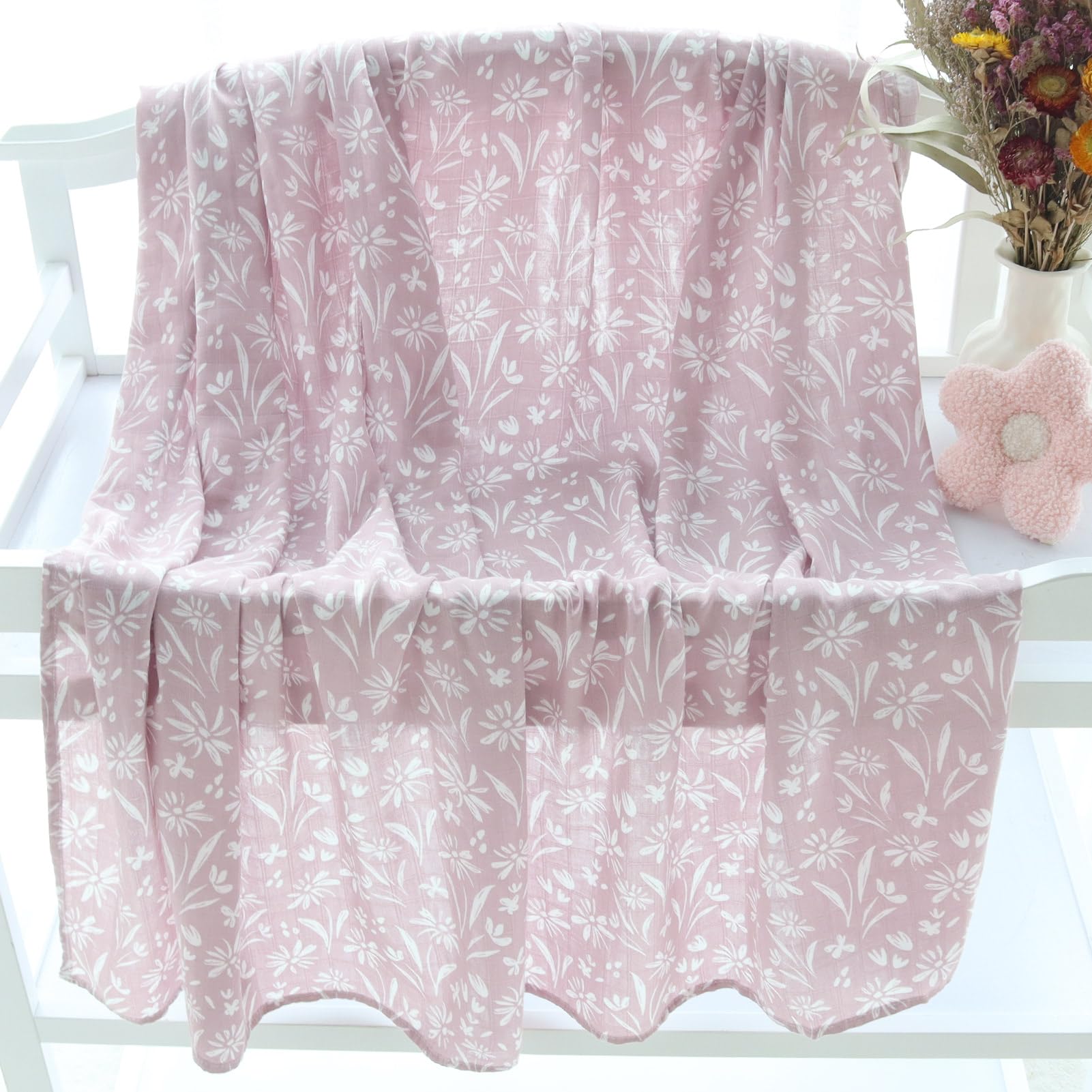 LifeTree blush leopard pattern swaddle for easy car-seat layering.