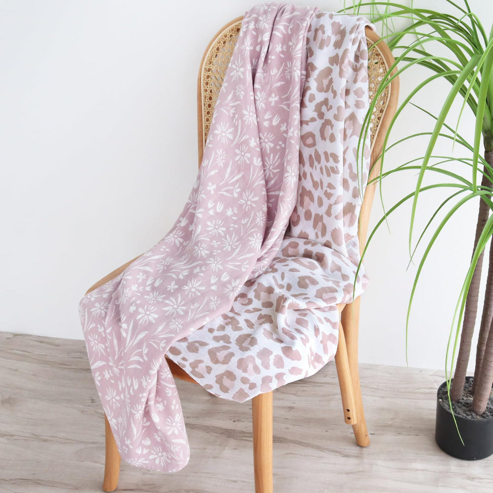 LifeTree newborn gift-ready swaddle set ideal for baby registries.