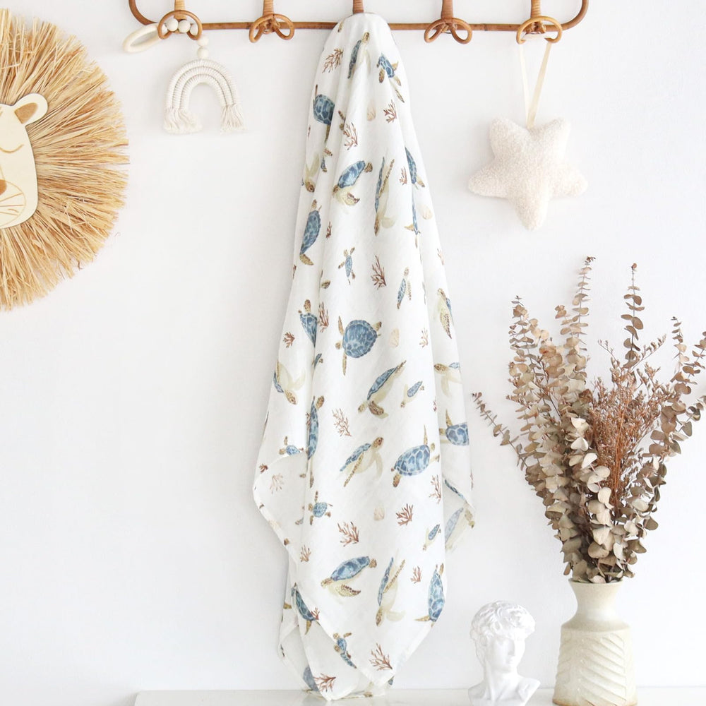 LifeTree swaddle multiuse nursing cover can double as stroller or car-seat privacy.