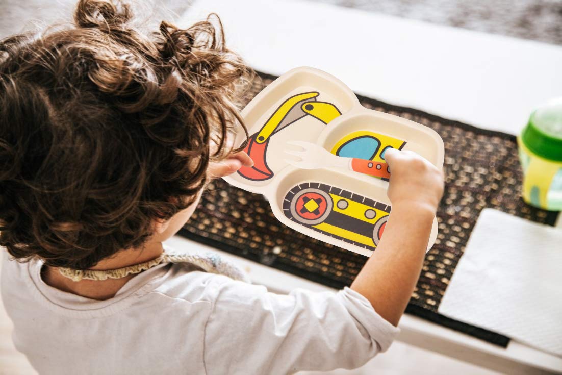 Lightening Kids Plates packaging shows a complete 3-piece set for quick setup.