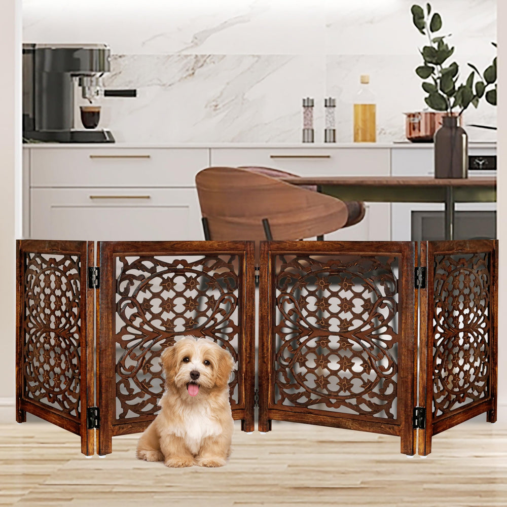 Lightnpro freestanding gate fits rooms without permanent mounts.