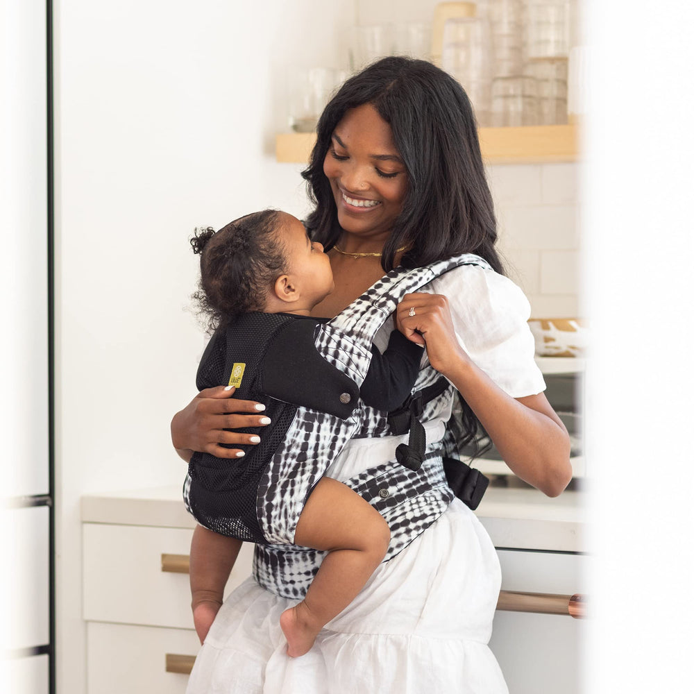 LÍLLÉbaby Complete Airflow Deluxe ergonomic adjustment features explained
