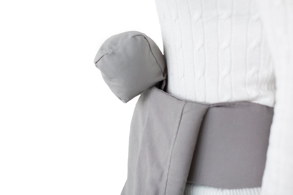 LILLEbaby pillow in grey demonstrates secure carrier fit and easy on-the-go comfort.