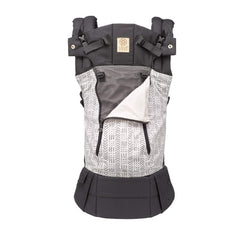LÍLLÉbaby Etch Complete: six-position, 360-degree babywearing for growing children.