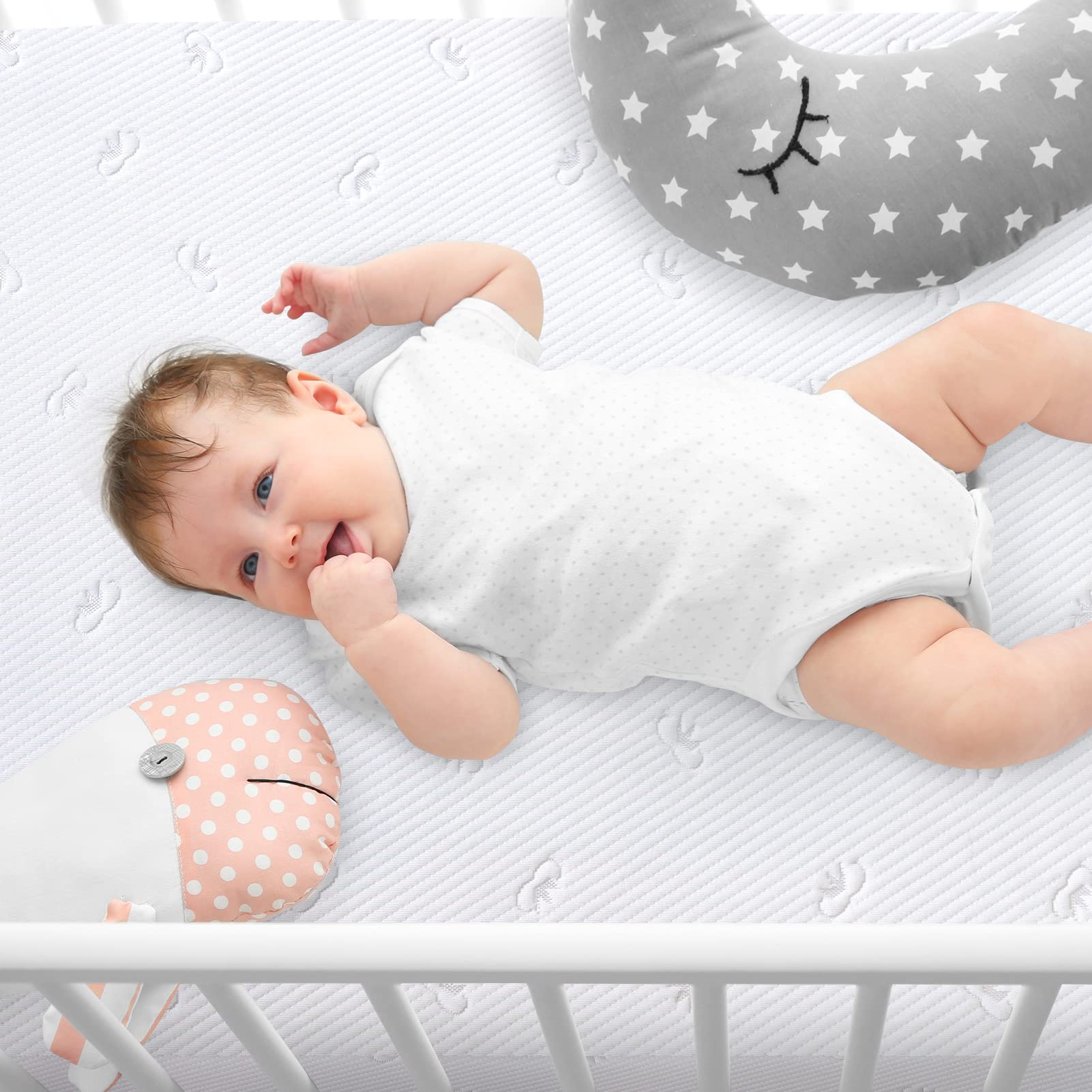 Lillibearas elastic skirt keeps the protector snug on deep mattresses.