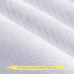 Lillibearas quilted ultra-soft cotton surface offers gentle baby comfort.