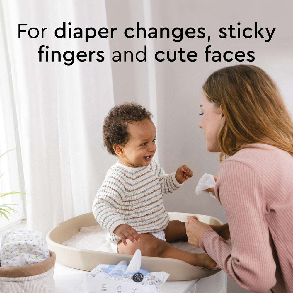 LILLYDOO extra-large, tear-resistant wipe for big messes