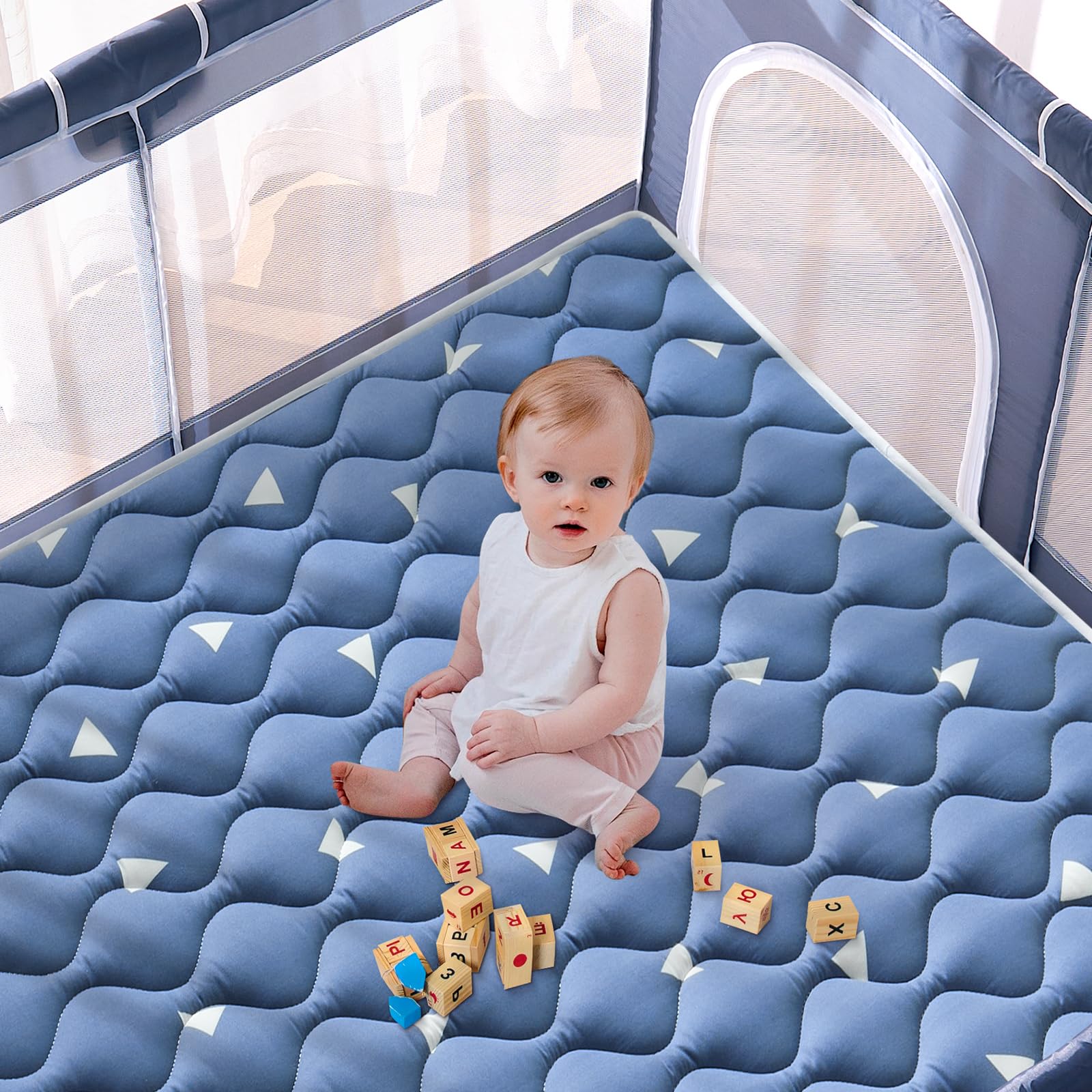 LILYVIBEBEARHAPPY 79x71-inch footprint displayed for family play.