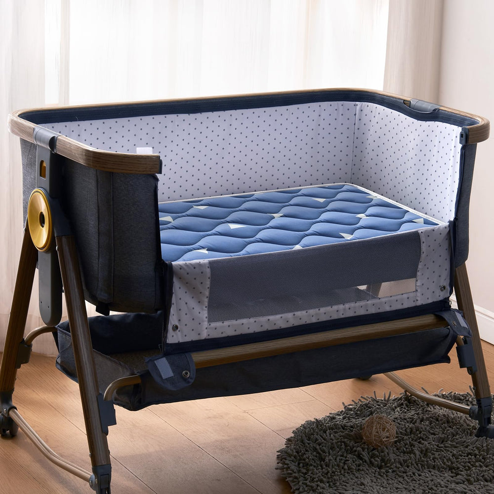 LILYVIBEBEARHAPPY bassinet odorless foam detail for gentle sleep