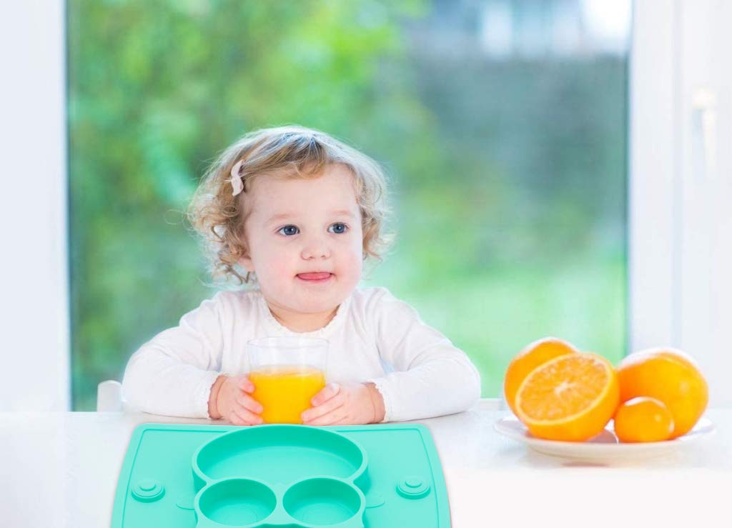 Linowos Microwave-safe Plate warms meals quickly and evenly.
